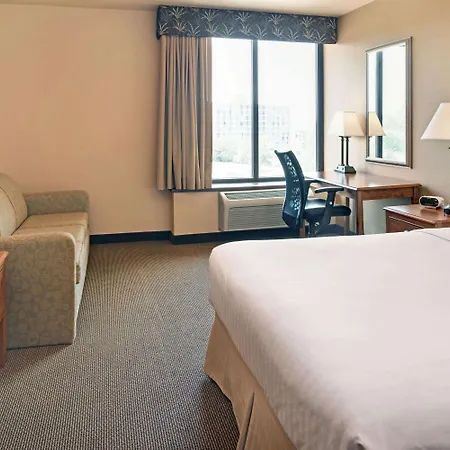 Ramada Plaza By Wyndham Omaha Hotel Exterior photo